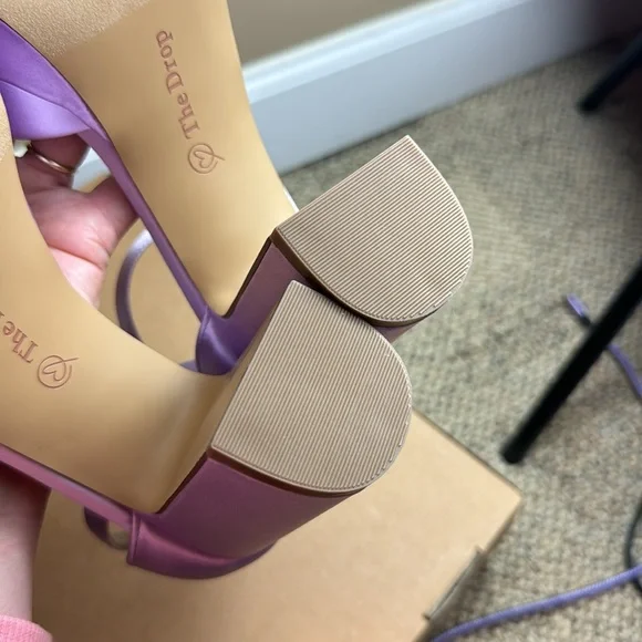 The Drop Women's Hamalie Platform Sandal, Lavender Satin, Size 9 - Picture 5 of 16